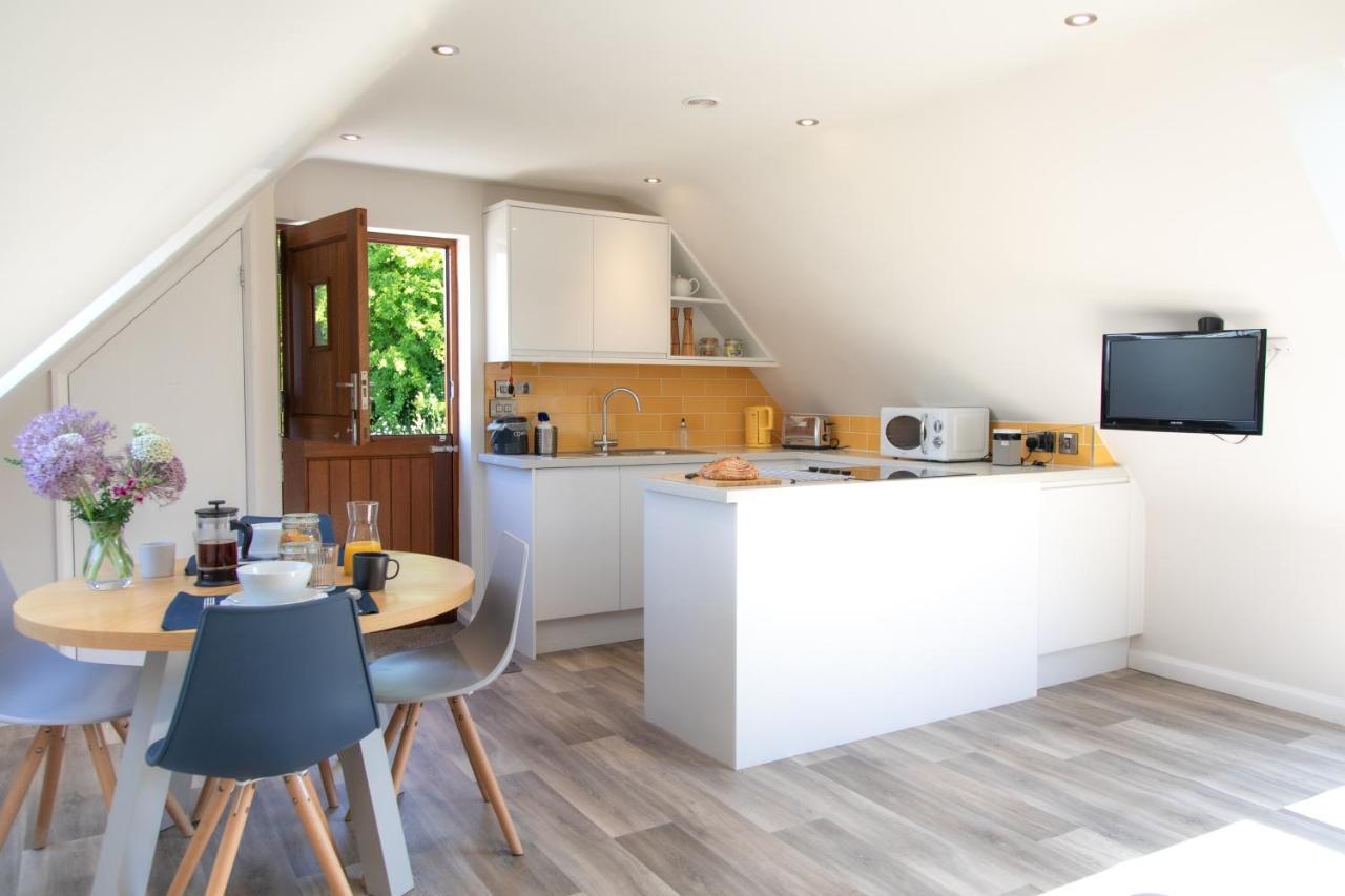 Apartamento The Roost - A Bird'S Eye View In The Countryside Cullompton Exterior foto